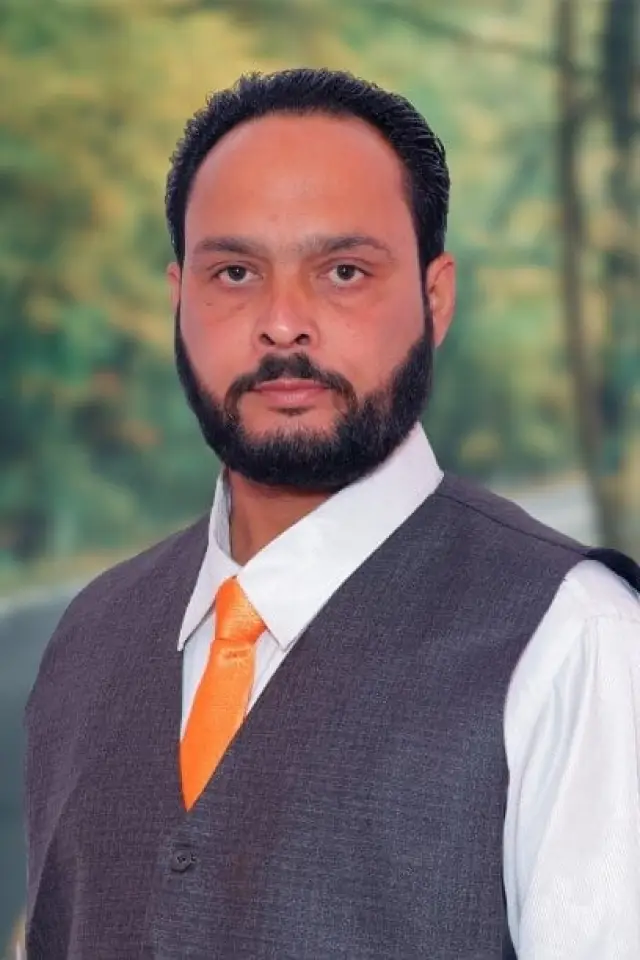 Zdjęcie  (Harinderpal Chahal)