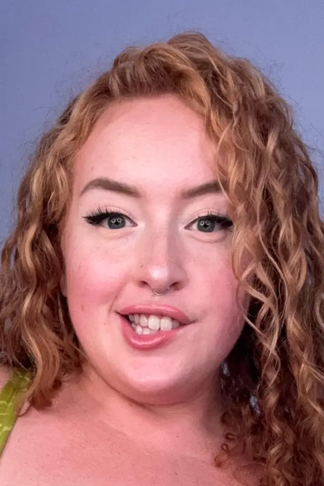 Zdjęcie  (Gwen Adora)