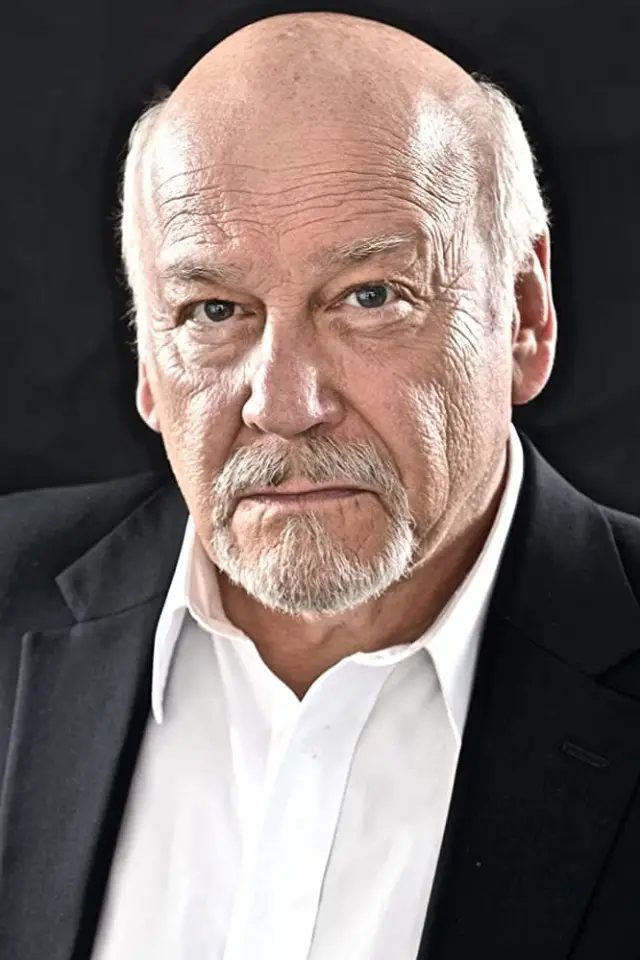 Zdjęcie Serge Houde