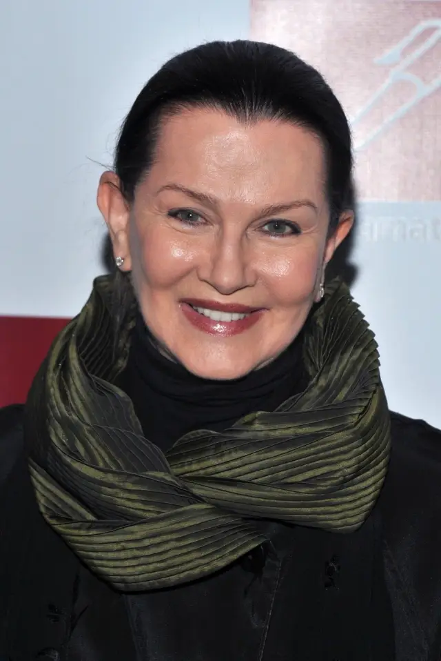 Zdjęcie  (Veronica Hamel)
