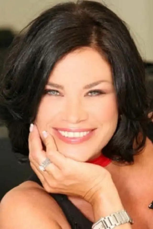 Zdjęcie  (Demetra Hampton)