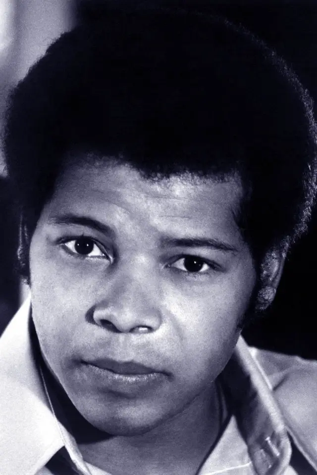Zdjęcie Felton Perry