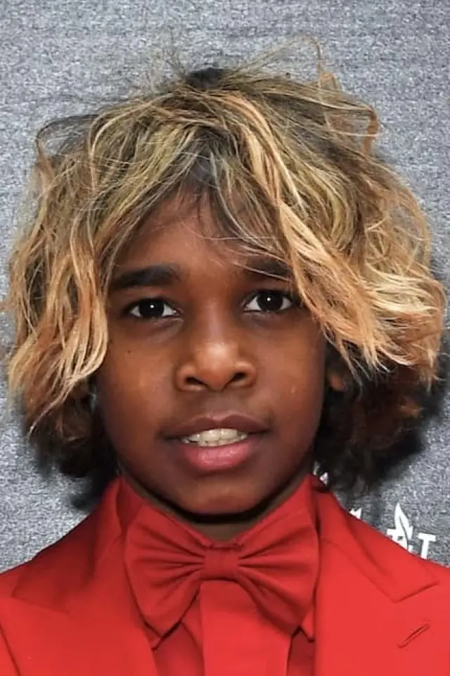 Zdjęcie  (Aswan Reid)