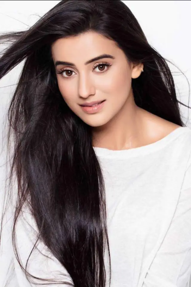 Zdjęcie  (Akshara Singh)