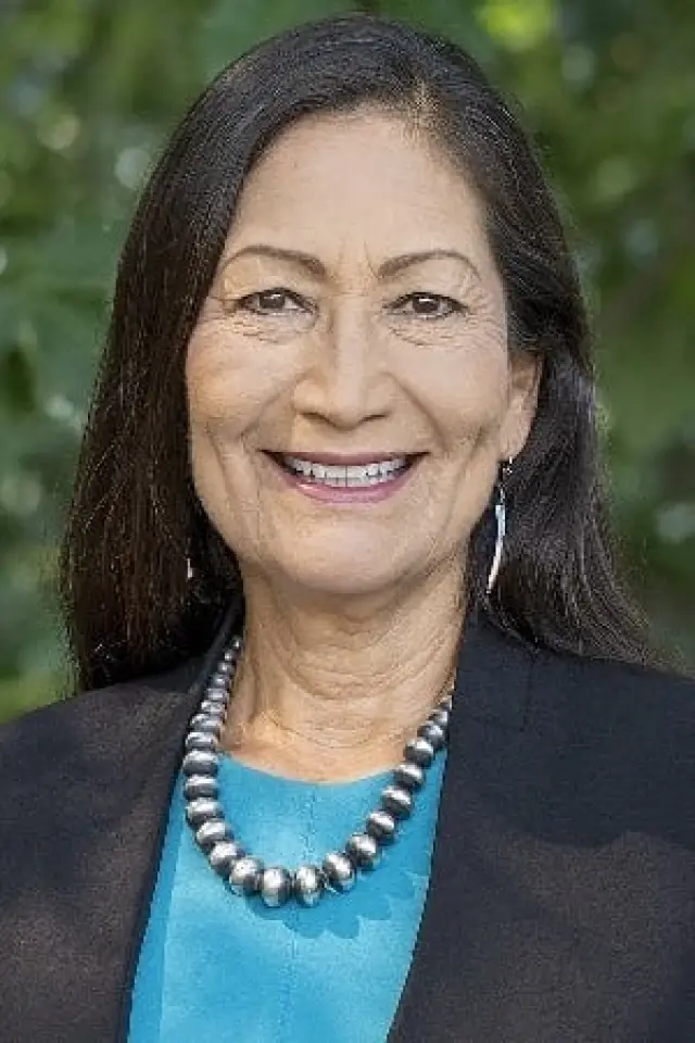 Zdjęcie  (Deb Haaland)