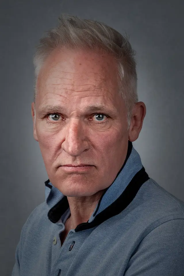 Zdjęcie  (Bastian Howard)