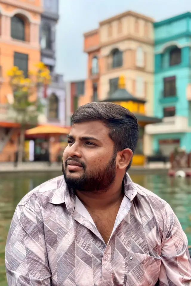 Zdjęcie  (Muthyala Meher Deepak)