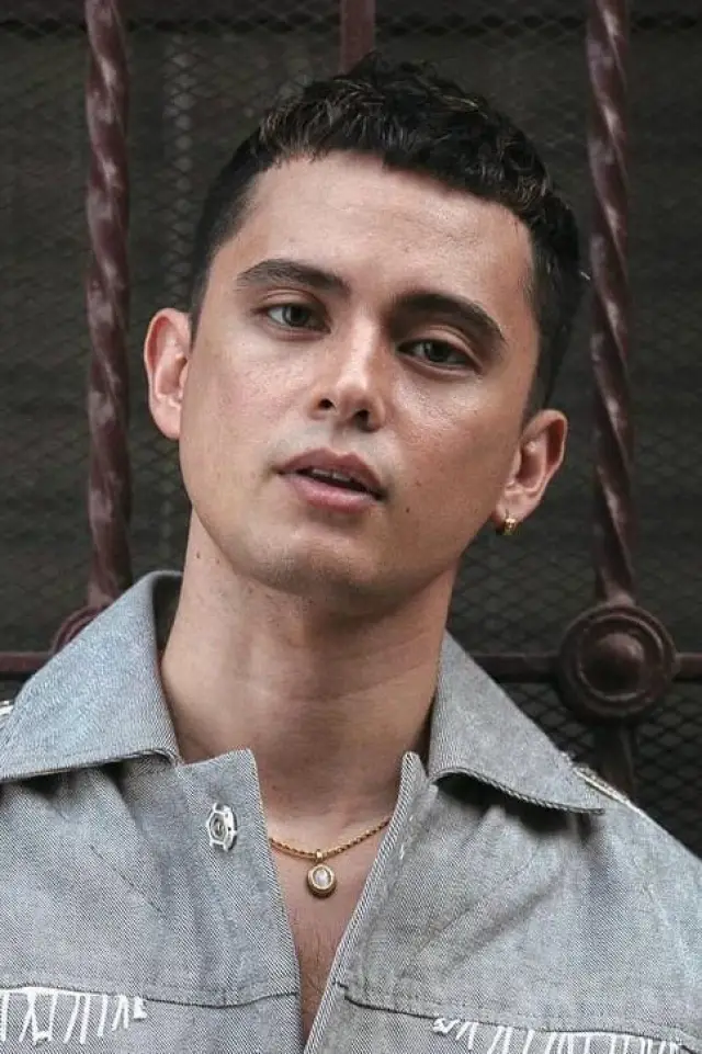 Zdjęcie  (James Reid)