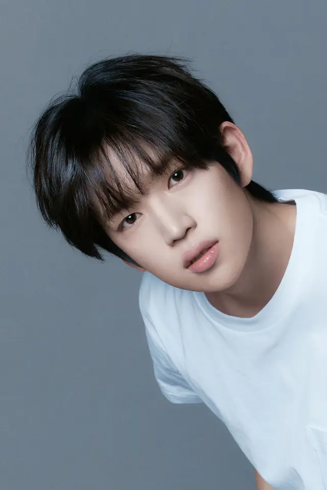 Zdjęcie  (Kim Min-jae)