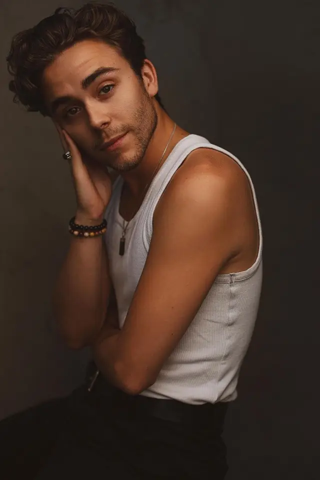 Zdjęcie  (Zac Bellward)
