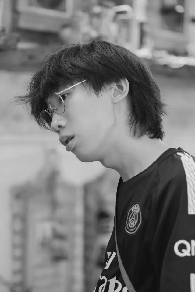 Zdjęcie  (Hyunwoo Yoon)