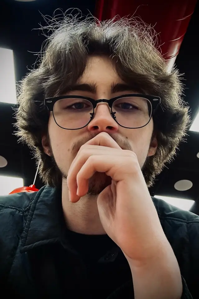 Zdjęcie Ethan LaRoy (Ethan LaRoy)