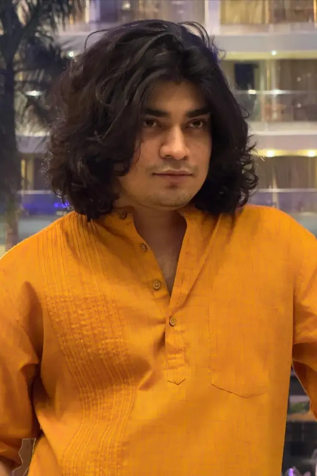 Zdjęcie  (Advitya Ray)