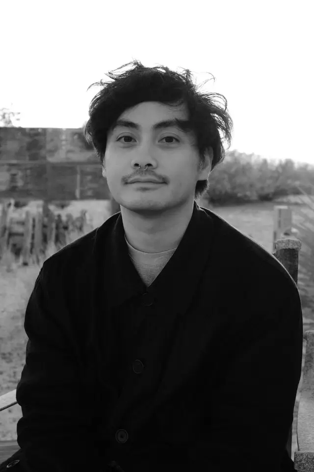 Zdjęcie  (Derek Manansala)