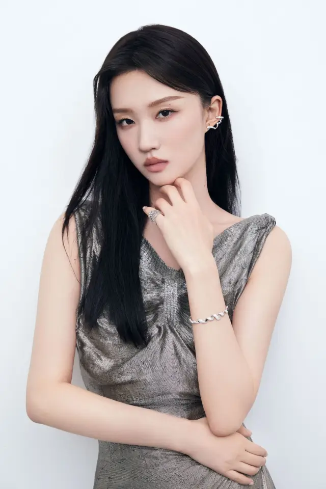 Zdjęcie  (Wang Jiayi)