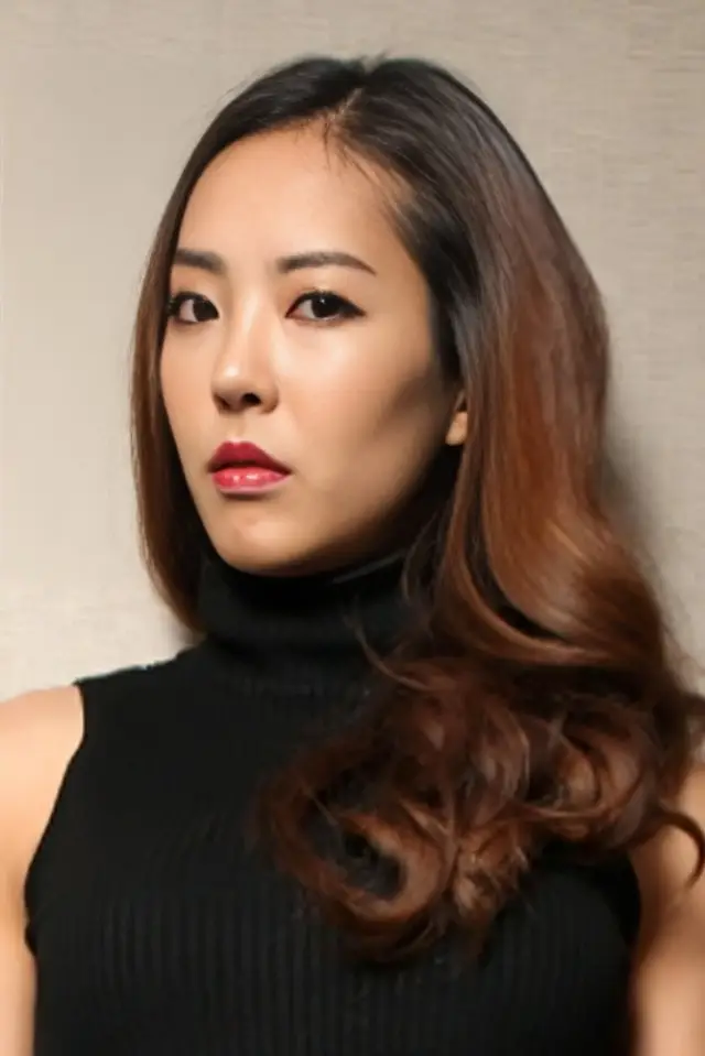 Zdjęcie Kim Su-dżi (Kim Soo-ji)