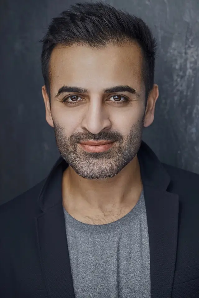 Zdjęcie  (Riz Khan)