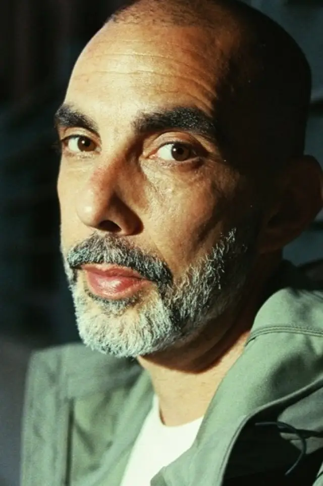 Zdjęcie  (Bazzazian)