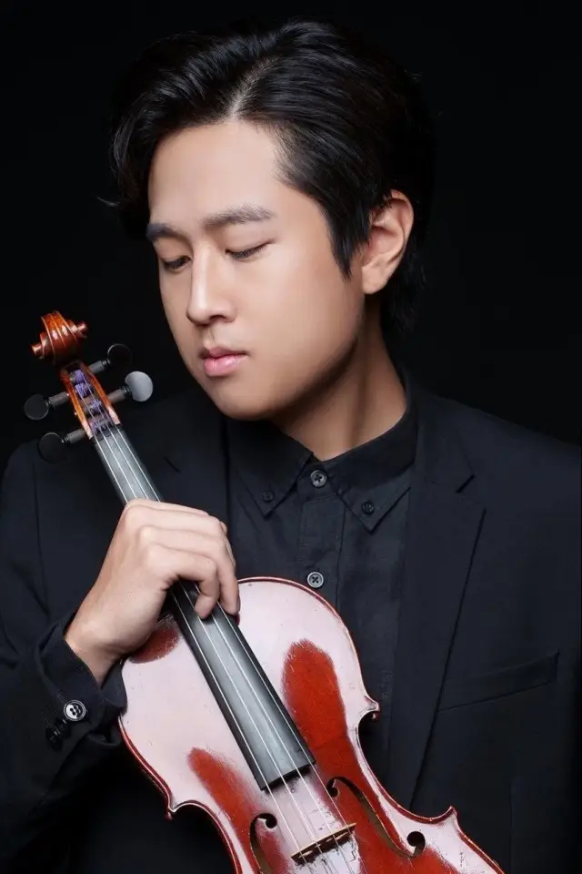 Zdjęcie  (Eljin Yoo)