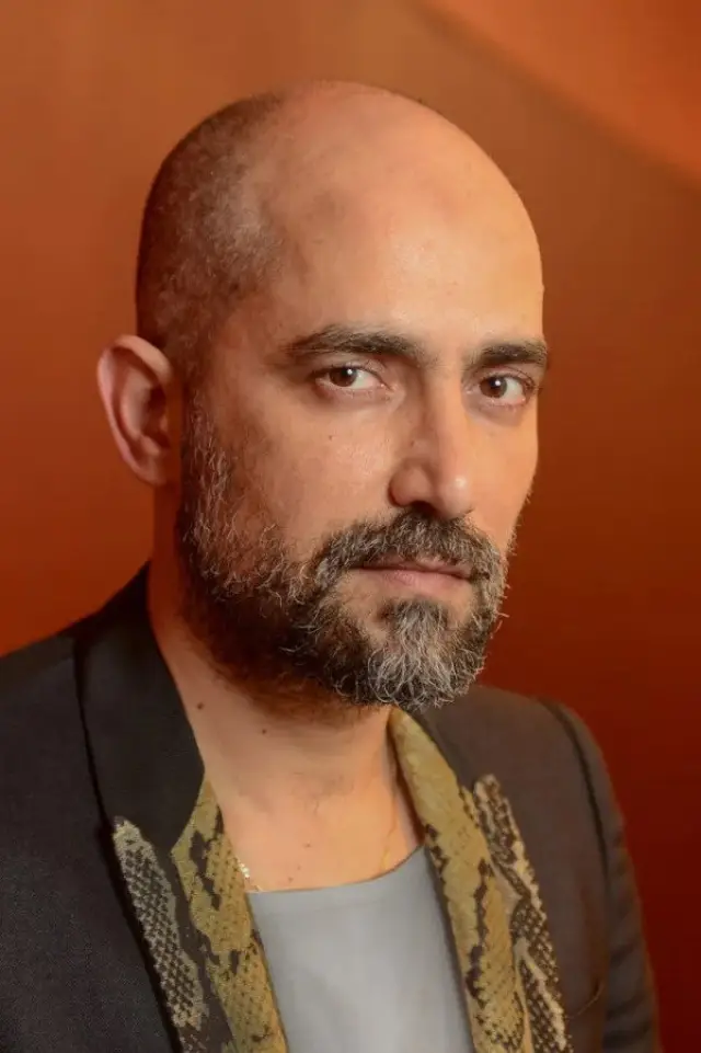 Zdjęcie  (Shlomi Elkabetz)