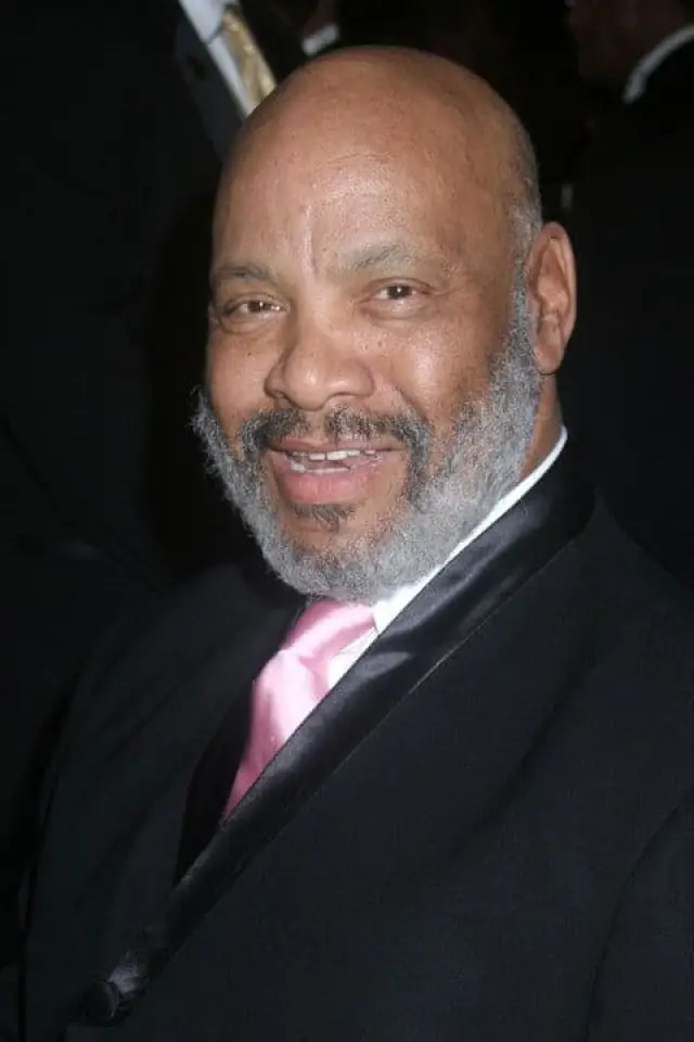 Zdjęcie James Avery