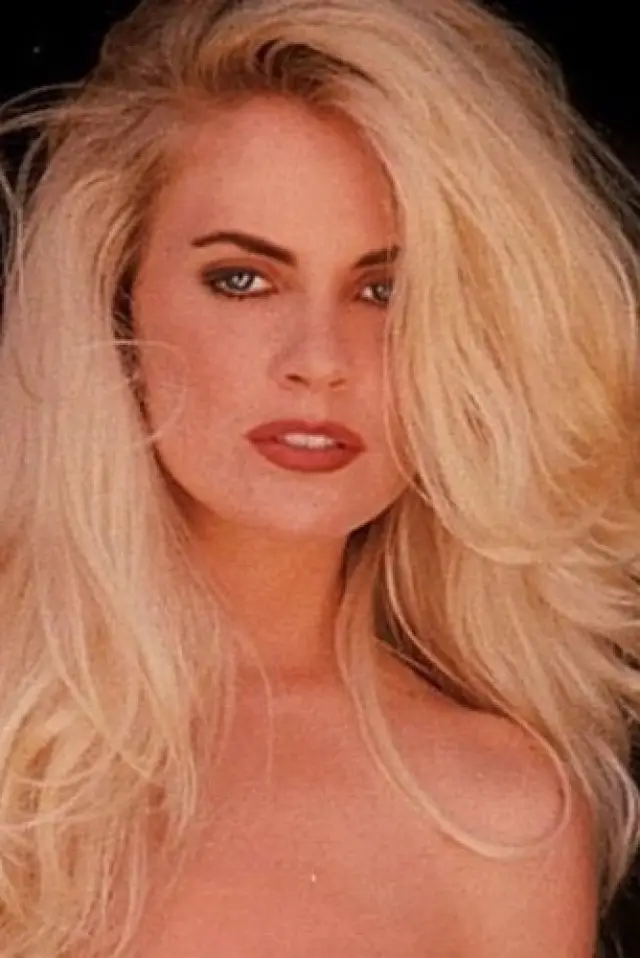 Zdjęcie  (Kristine Rose)