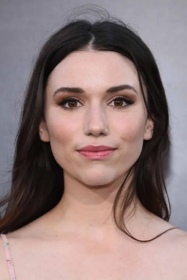 Zdjęcie Grace Caroline Currey
