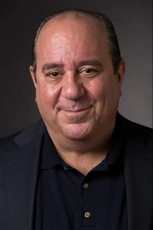 Zdjęcie Louis Mustillo