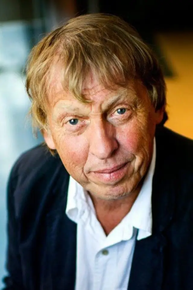 Zdjęcie  (Tomas von Brömssen)