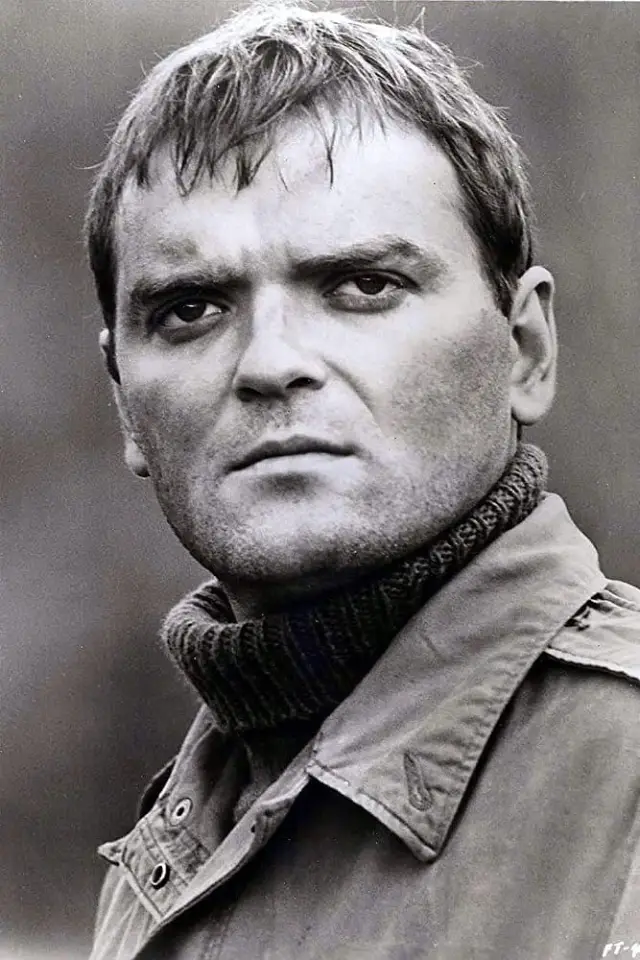 Zdjęcie Angus MacInnes