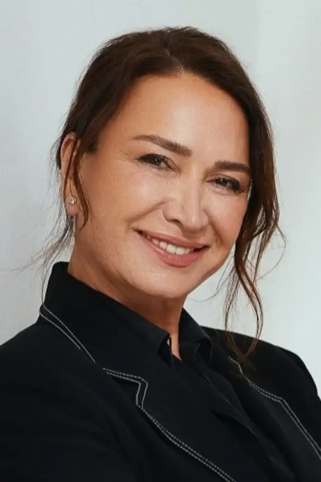 Zdjęcie Demet Akbağ
