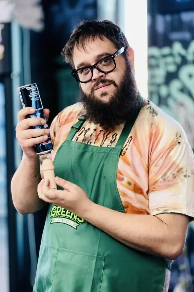 Zdjęcie  (Key Tawn Toothman)