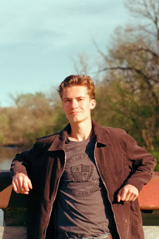 Zdjęcie  (Ethan Meuer)