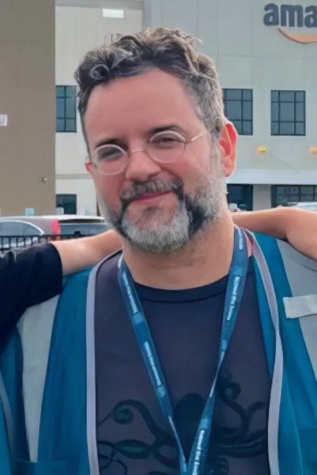 Zdjęcie  (Aaron Novik)