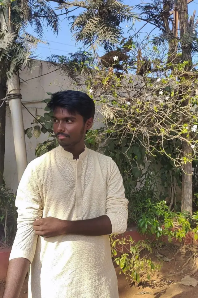 Zdjęcie  (Adithya Kiran Thigulla)