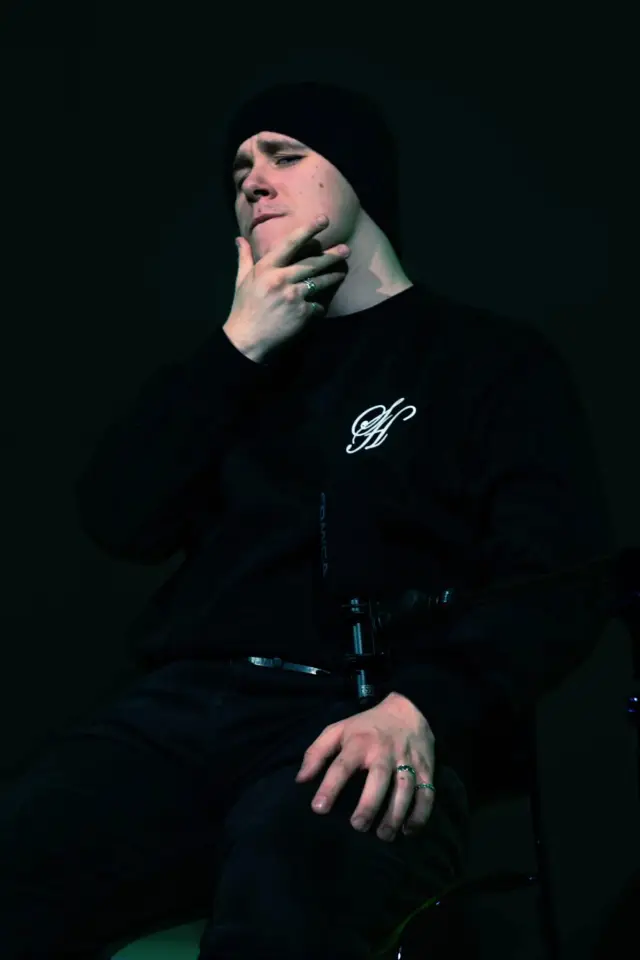 Zdjęcie Ben Johnston-Hicks (Ben Johnston-Hicks)