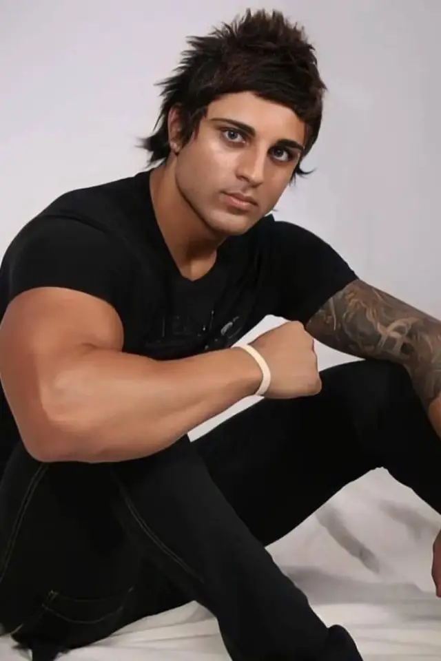Zdjęcie  (Aziz 