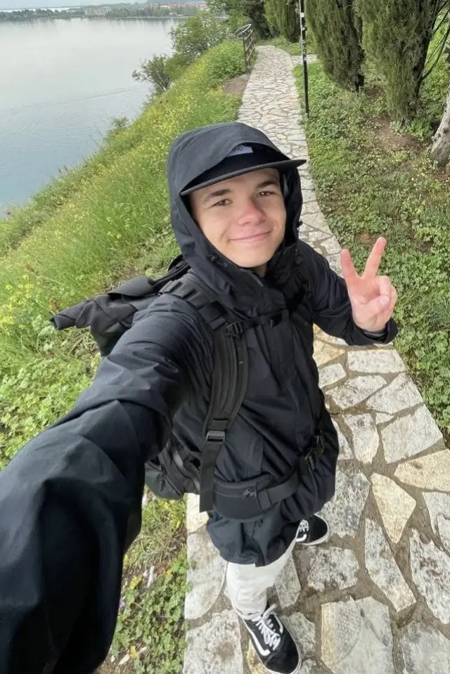 Zdjęcie  (Luke Davenport)