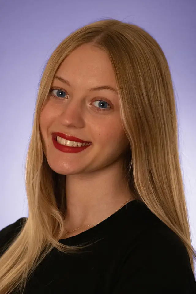 Zdjęcie  (Ashley Caldwell)