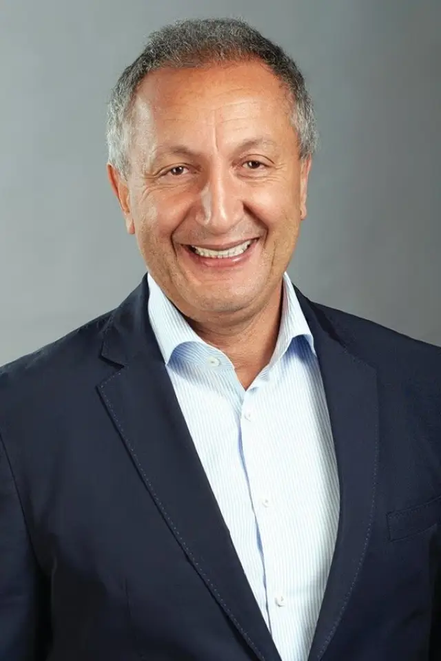 Zdjęcie  (Isaac Larian)