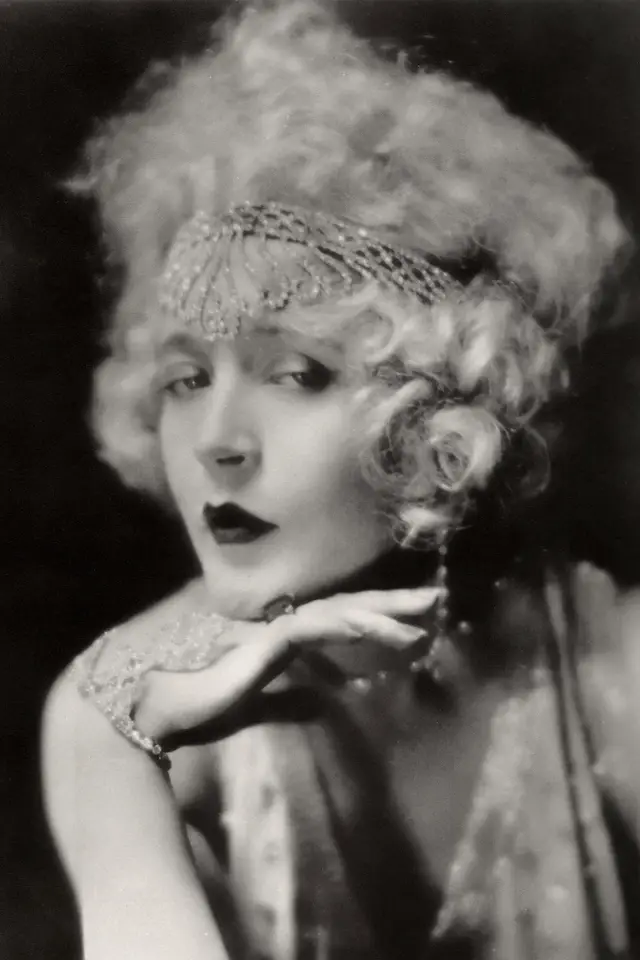 Zdjęcie  (Mae Murray)