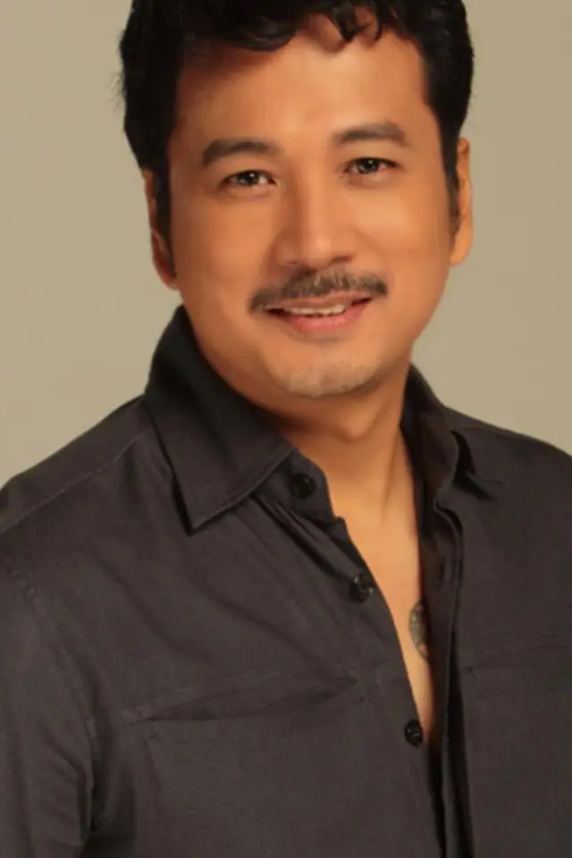 Zdjęcie Simon Ibarra (Simon Ibarra)