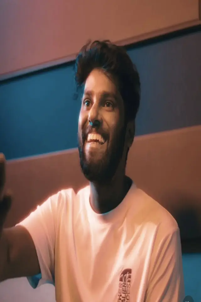 Zdjęcie  (Praveen Sriram)