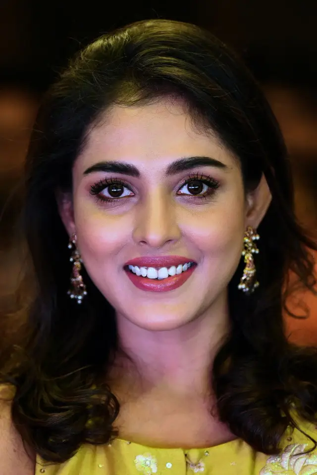 Zdjęcie  (Madhu Shalini)