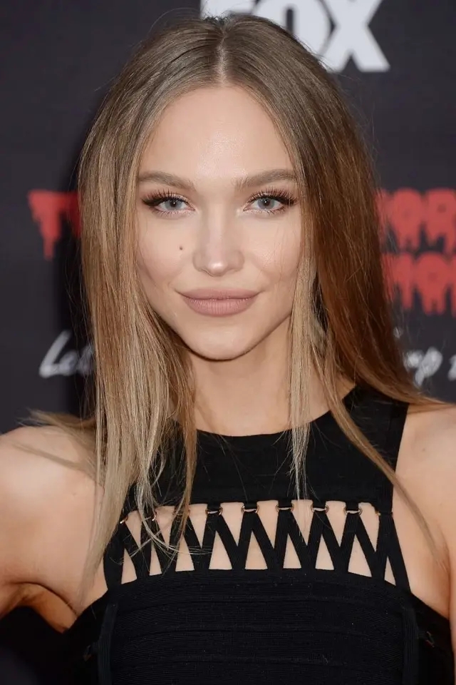 Zdjęcie  (Ivy Levan)