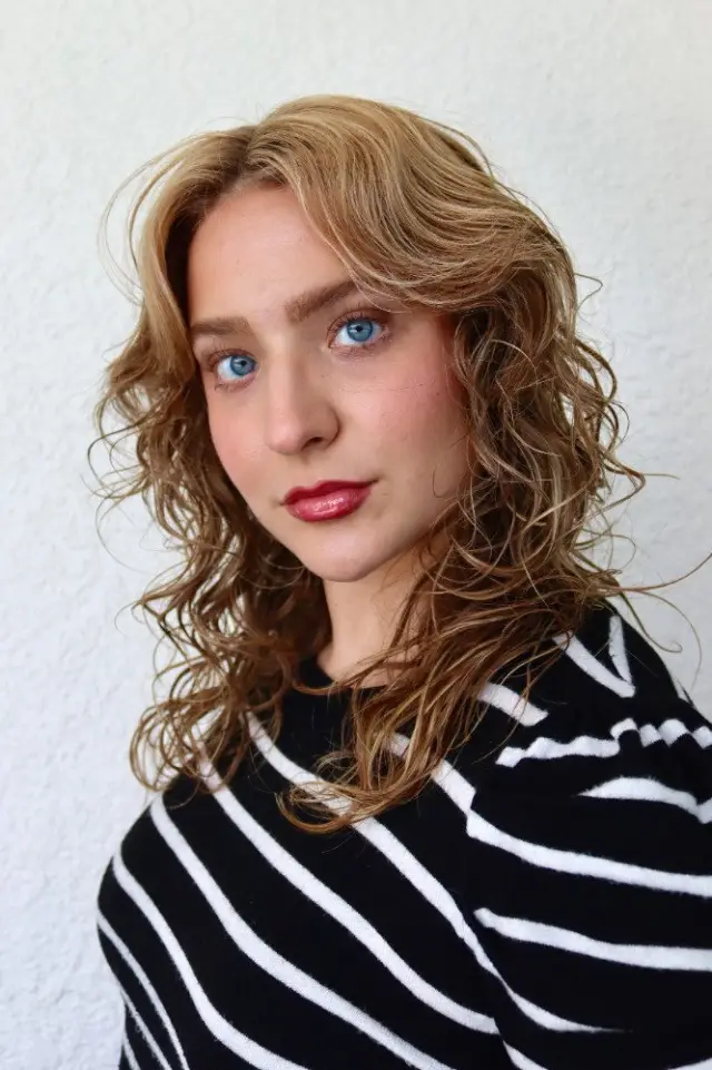 Zdjęcie Ainsley Donahue (Ainsley Donahue)