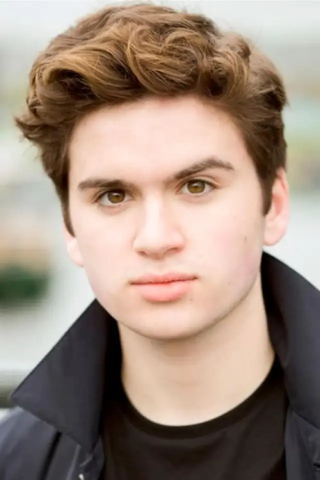 Zdjęcie Theo Stevenson