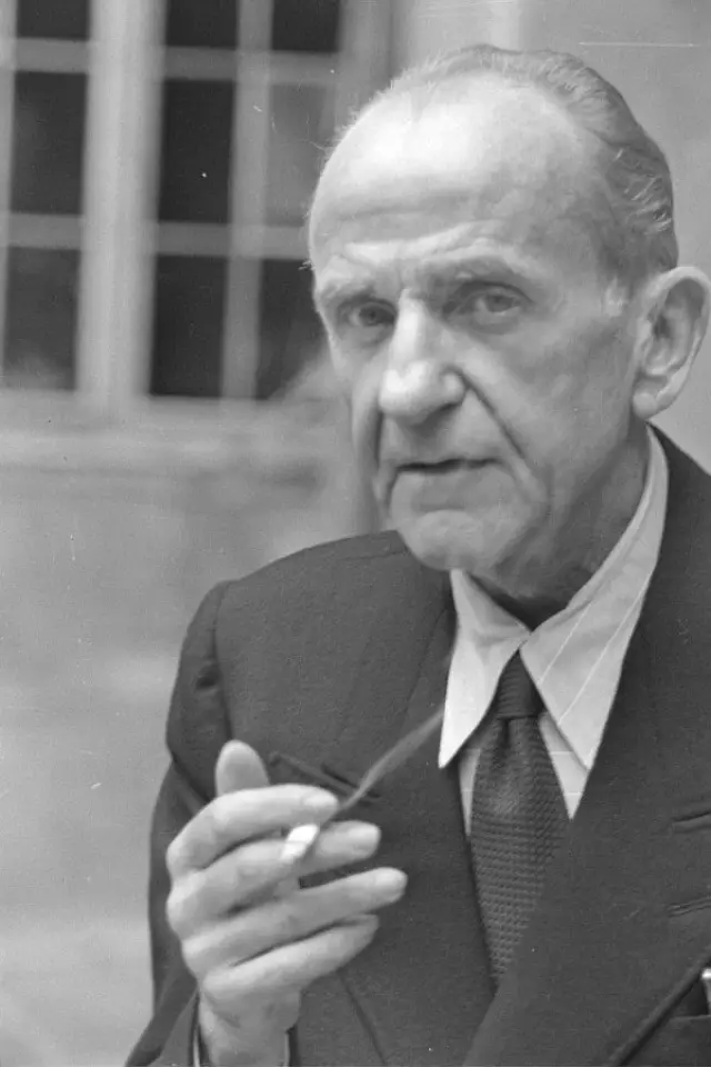 Zdjęcie  (Karlheinz Martin)