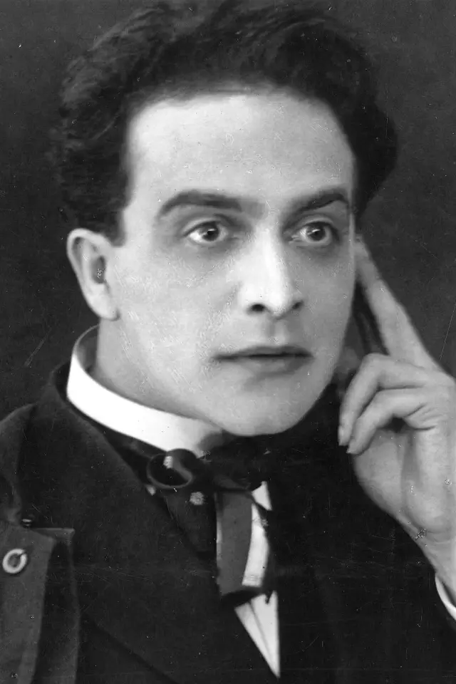Zdjęcie Friedrich Fehér