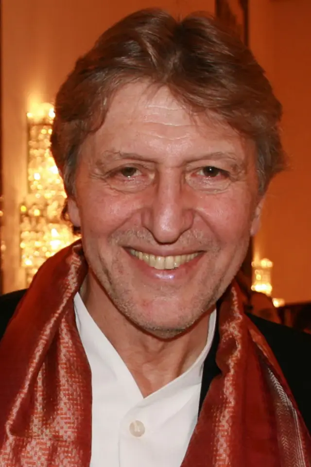 Zdjęcie  (Andrei Serban)